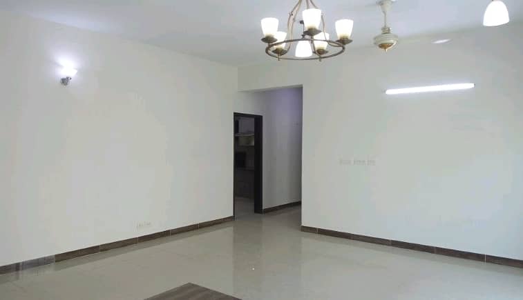 10 Marla Flat For sale Is Available In Askari 11 - Sector B Apartments 3