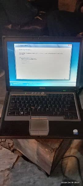 Dell latitude laptop 0