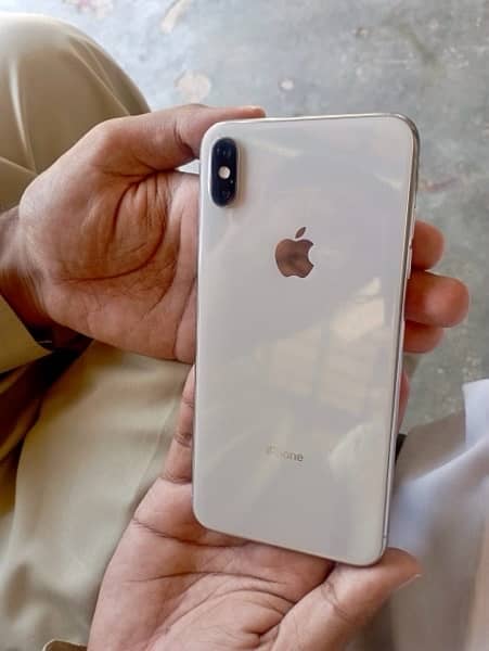 iPhone Xs max PTA approved 5