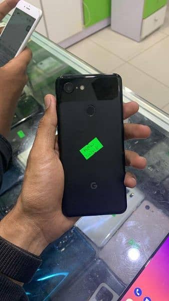 Google Pixel 3 - A top-of-the-line camera phone 0