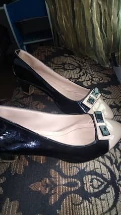 coquette black and beige metro heels