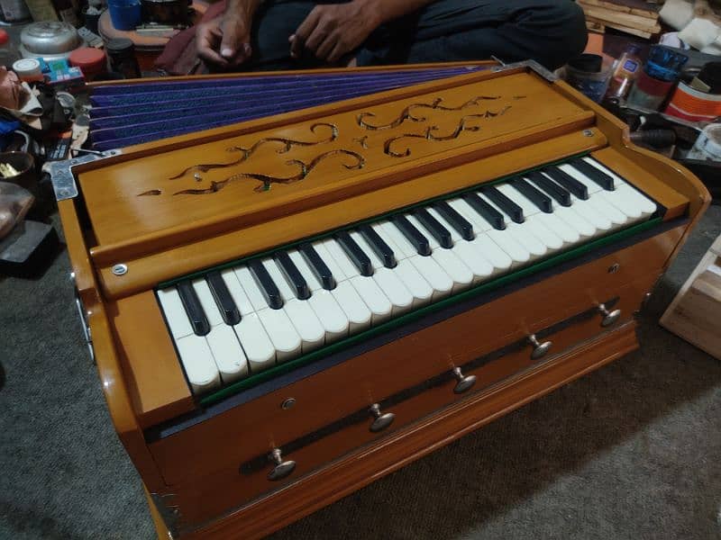 indian Harmonium available 6