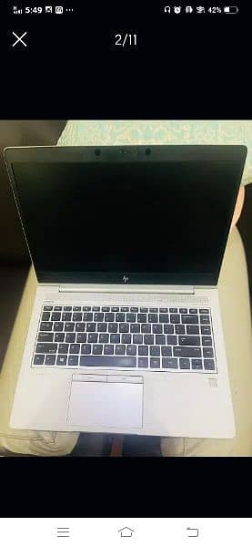 HP Laptop AMD Ryzen 7 2300U 1