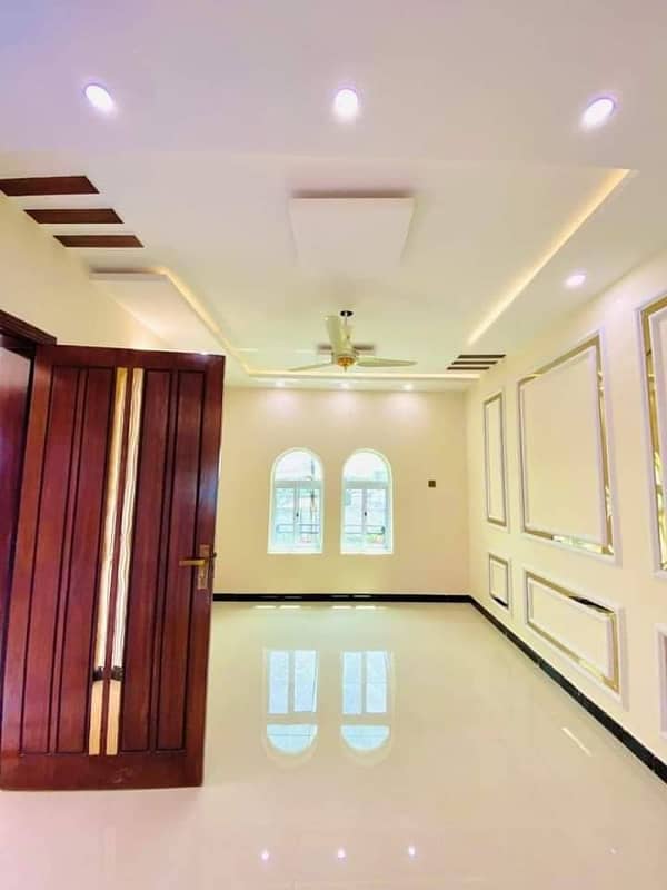 Renovated Upper Portion Available For Rent In G10 Prime Location 7