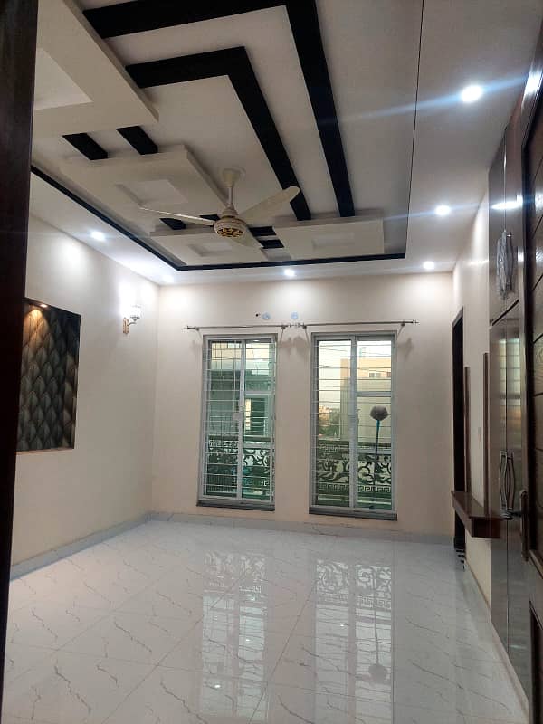 10Marla Brand New Upper Portion For Rent In LDA Avenue One 4