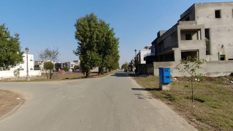 5 Marla Residential Plot For Sale In Lake City - Sector M7 Block C1 Lahore 10