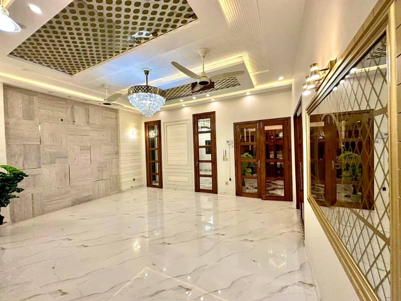 10 Marla Luxury Brand New Double Unit House For Sale in Shaheen Block Bahria Town Lahore 21