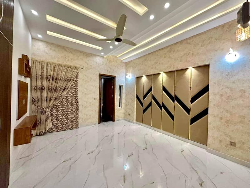 10 Marla Luxury Brand New Double Unit House For Sale in Shaheen Block Bahria Town Lahore 22