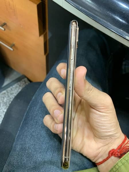 IPhone Xs Max 64GB (HK DUAL SIM PTA APPROVED) 4