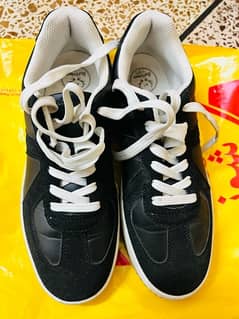 Outfitters Men Shoes 41 Size