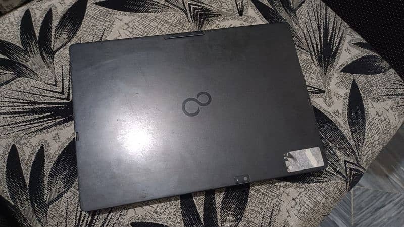 Fijistu laptop 3