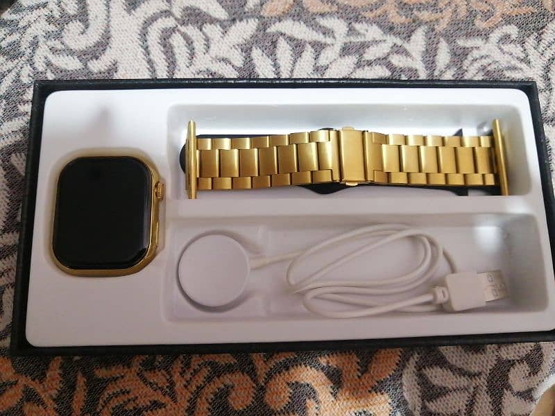 Mobile Watch Golden Color G8 pro Max 3