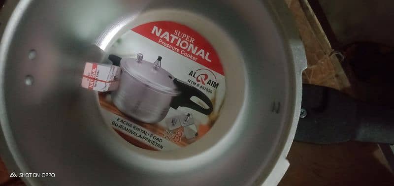 New National pressure cooker (Grooved) 9 litter 1