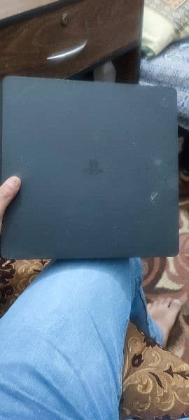 new condition ps 4 1tb 3
