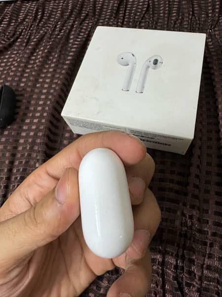 apple airpods 2 wireless 5