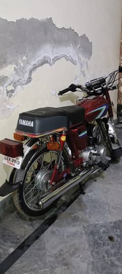 Yamaha yb 100 0