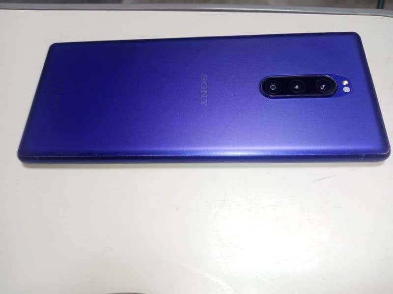 Sony Xperia 1 "With free back cover" 0