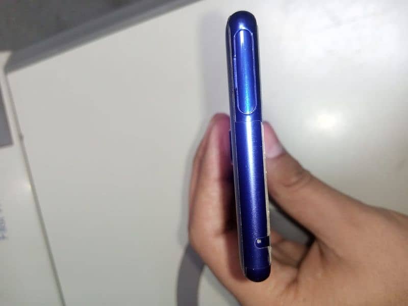 Sony Xperia 1 "With free back cover" 3