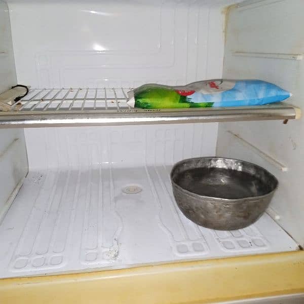 fridge for sale. urgent. 03045277588 1