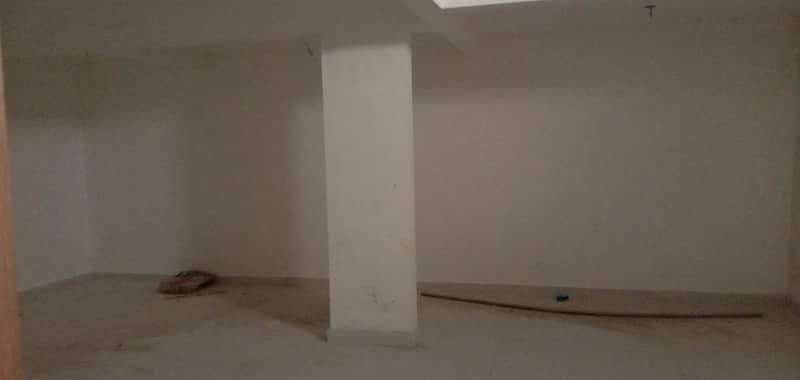At Smchs Brand New Near Kfc 160 Sq Yards Town House With Basement 9