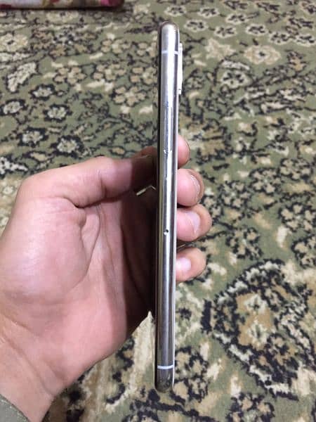 Iphone Xs Jv 64GB Waterpark 85 battery health and original condition 4