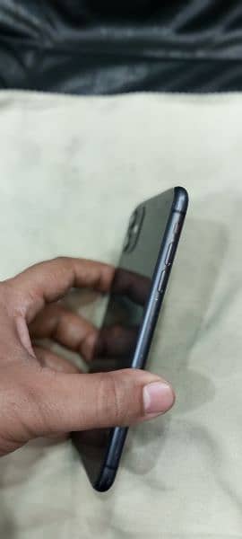 iPhone 11 pTa oproved 64GB (03174765919) 2