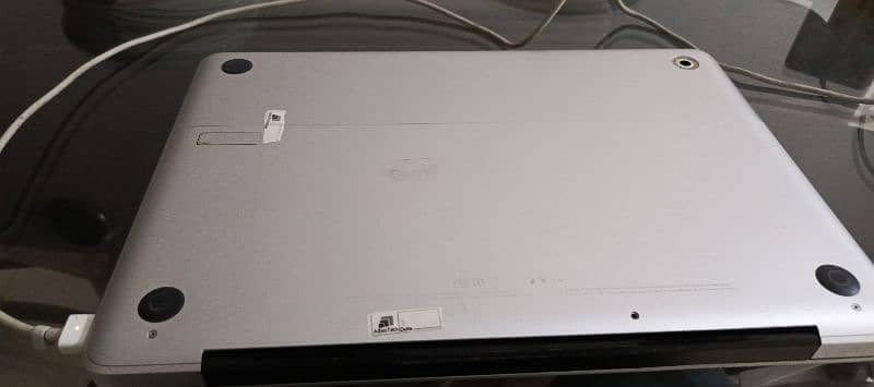 Macbook 13,inch, Aluminum, late 2008 3