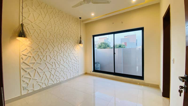 5 Marla Modern House For Rent In DHA Lahore 7