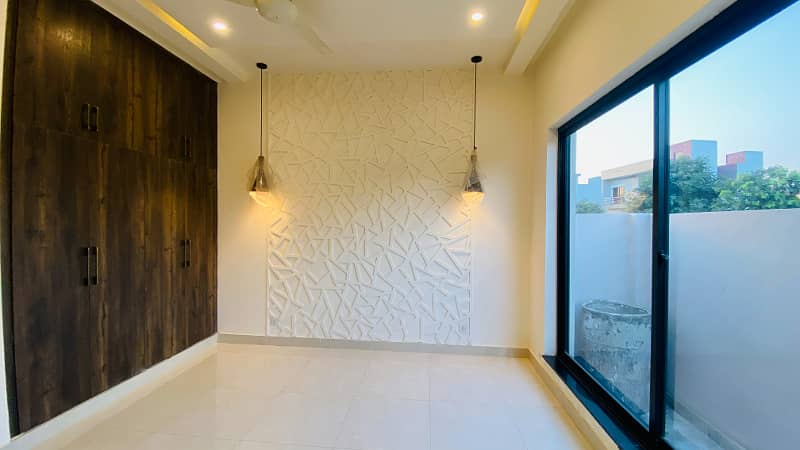 5 Marla Modern House For Rent In DHA Lahore 8