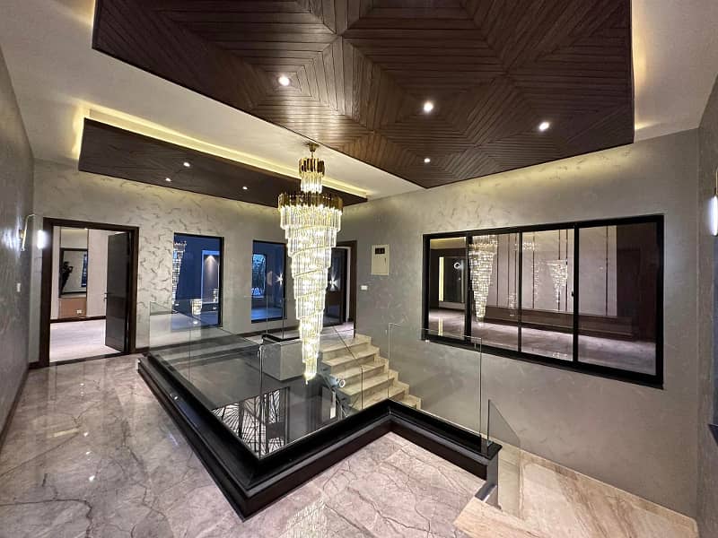 Step Inside This Jaw-dropping Modern Mansion With A Double-height Lobby 17
