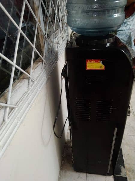 A1 condition used water dispenser.    phone num: 03465466319 3