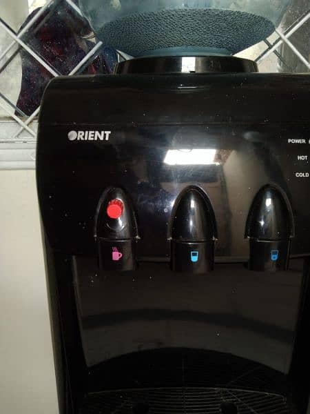 A1 condition used water dispenser.    phone num: 03465466319 6