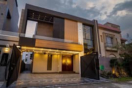 10 Marla Prime Location House For Sale In DHA Lahore