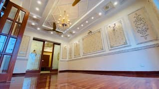 10 Marla Top Class Bungalow For Sale In DHA Phase 7 Lahore