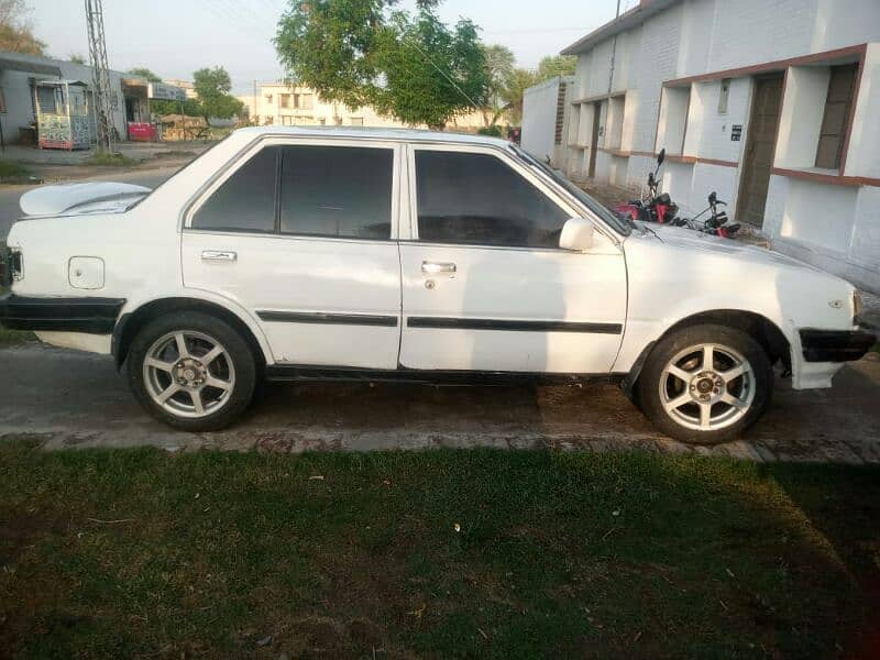 Nissan sunny 1985 o3oo6o6o389 0