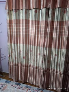 2 curtains