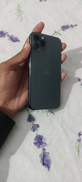 iphone 11 pro Non PTA 10 by 10 (GB 64) 1