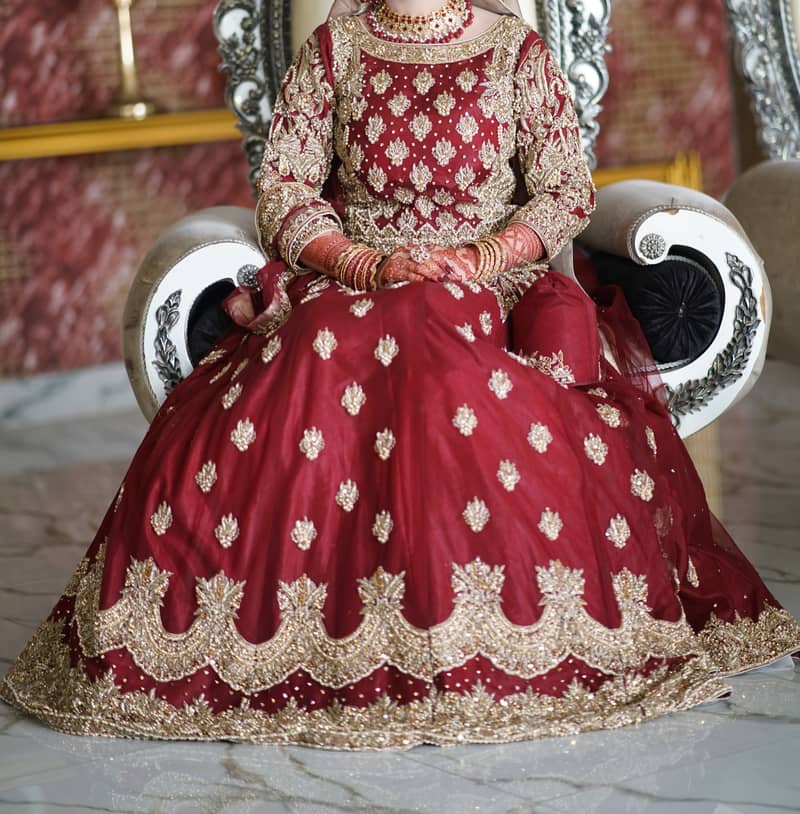 Traditional Bridal Lehnga perfect for your Reception/Barat. 1