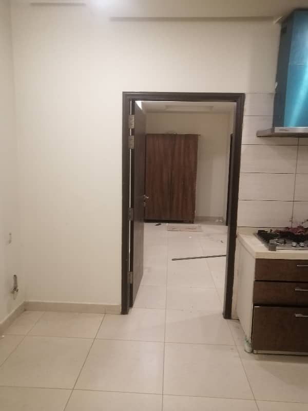 One Bed Room 45000 For Rent In Zarkoon Height 2
