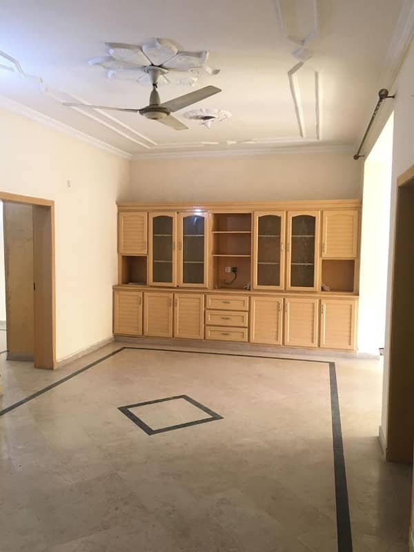 12 Marla Portion For Rent In G15 Islamabad 2