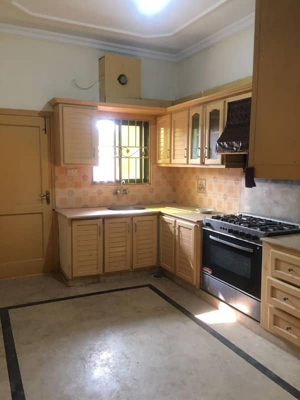 12 Marla Portion For Rent In G15 Islamabad 10