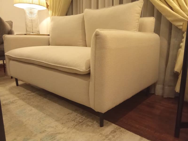 sofa set of 2 , 2seater and 2 ,1 seater 8