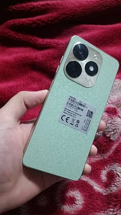 Tecno spark 20c green color 10/10 condition just one month used