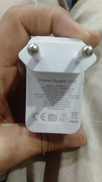 OnePlus 100% original fast charger 4