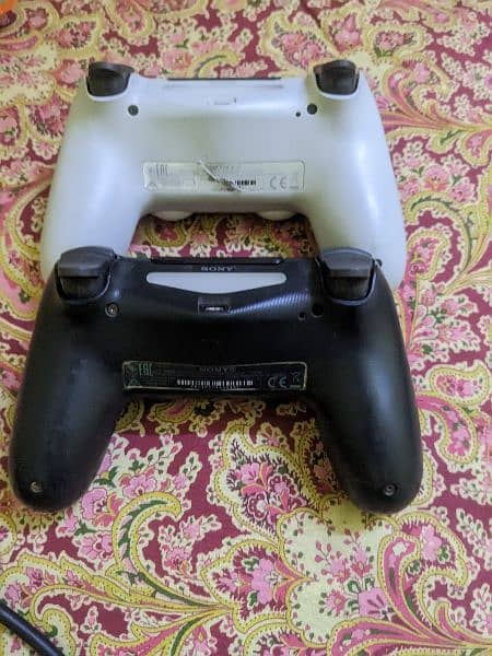 PS4 Controller Original Gen 2 1