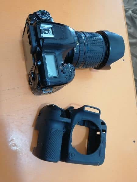 Nikon D7500 DSLR Camera with 18-140mm Lens 3