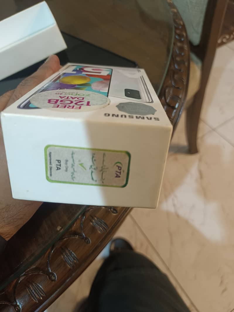 samsung A51 white, perfect working condition 4