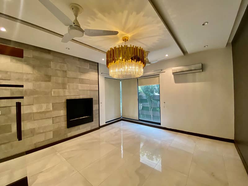 Most Luxurious 1 Kanal House Is Available For Rent In Phase 6 Dha 10
