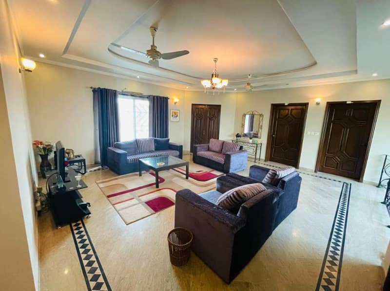 Most Luxurious 2 Kanal House Is Available For Rent In Phase 2 Dha, Lahore. 18