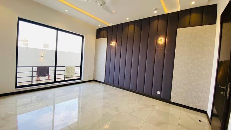 Most Luxurious 1 Kanal House Is Available For Rent In PHASE 6 DHA Lahore 14
